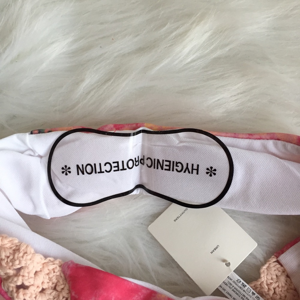 NWT Urban Outfitters Micah Crochet tie dye swim - Picture 8 of 8